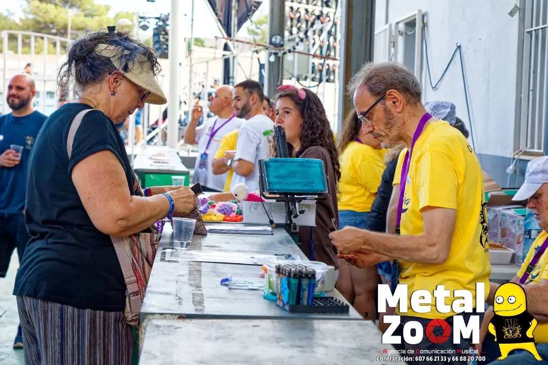 Bronson Pikiriki revela entrañas del festival Metal Zoom con fotos impactantes